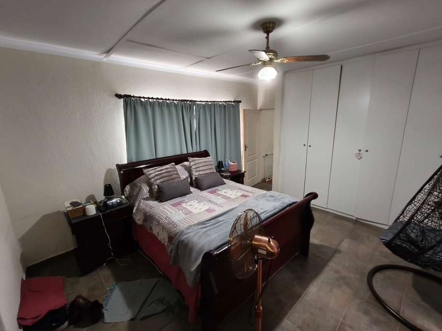 3 Bedroom Property for Sale in Protea Park North West